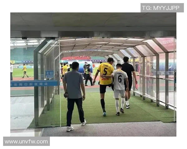 赛场关键瞬间回顾与分析精彩时刻不容错过的赛事亮点盘点