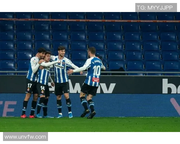 西班牙人足球队的辉煌历程与未来展望分析 西班牙人足球队的辉煌历程与未来展望分析