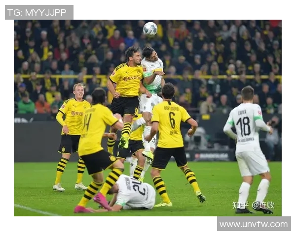 德甲联赛争霸：拜仁慕尼黑稳居榜首，多特蒙德紧随其后