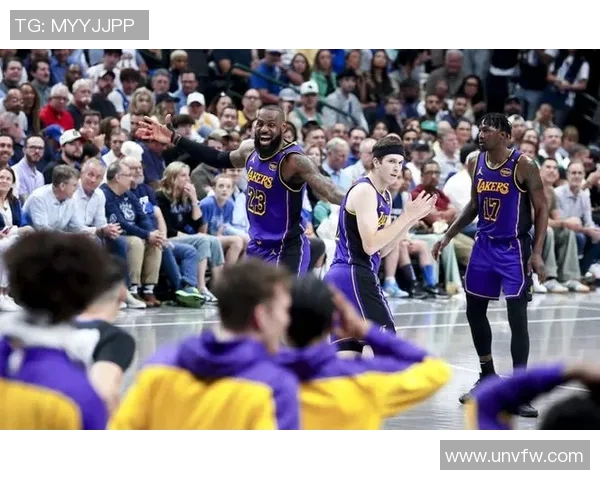 湖人主帅盖尔斯接受采访：我们会全力以赴冲击总冠军