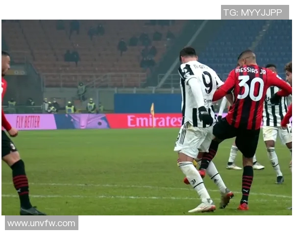 意甲联赛:AC米兰击败那不勒斯,登顶积分榜领先尤文图斯 意甲联赛:AC米兰击败那不勒斯,登顶积分榜领先尤文图斯