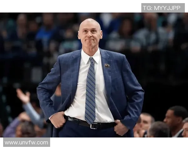 雄鹿队主帅喊话球员提高防守反击,重塑胜利方程式